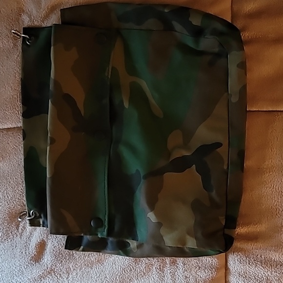 Camo Hunting Bag - Picture 1 of 3